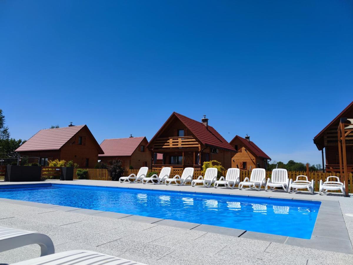 Miodowa Sadyba Domki Caloroczne Kluczbork Ligota Zamecka Buitenkant foto