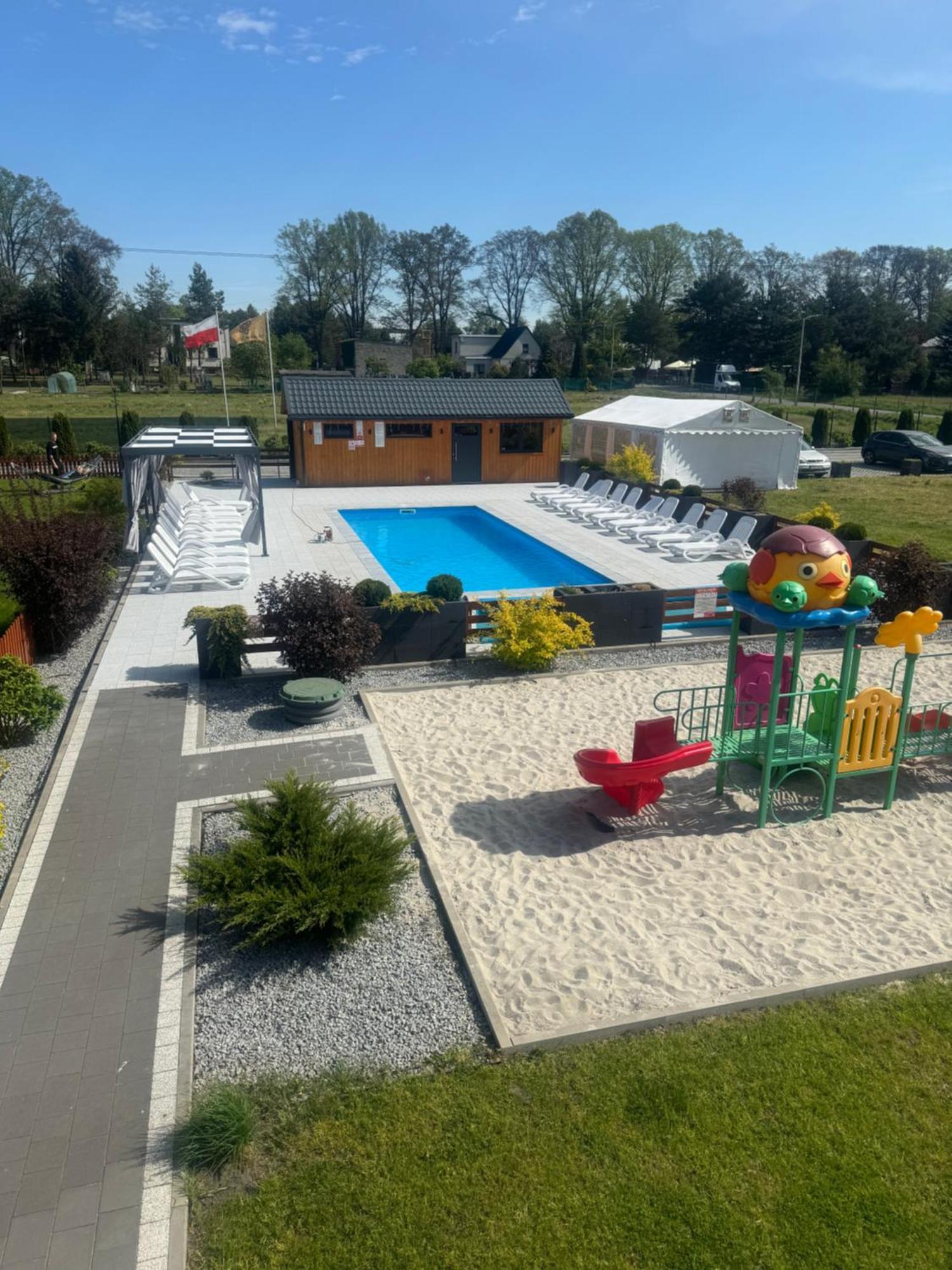 Miodowa Sadyba Domki Caloroczne Kluczbork Ligota Zamecka Buitenkant foto